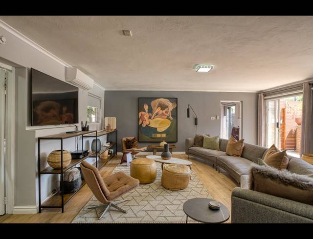8 BEDROOM HOUSE FOR SALE IN BALLITO CENTRAL